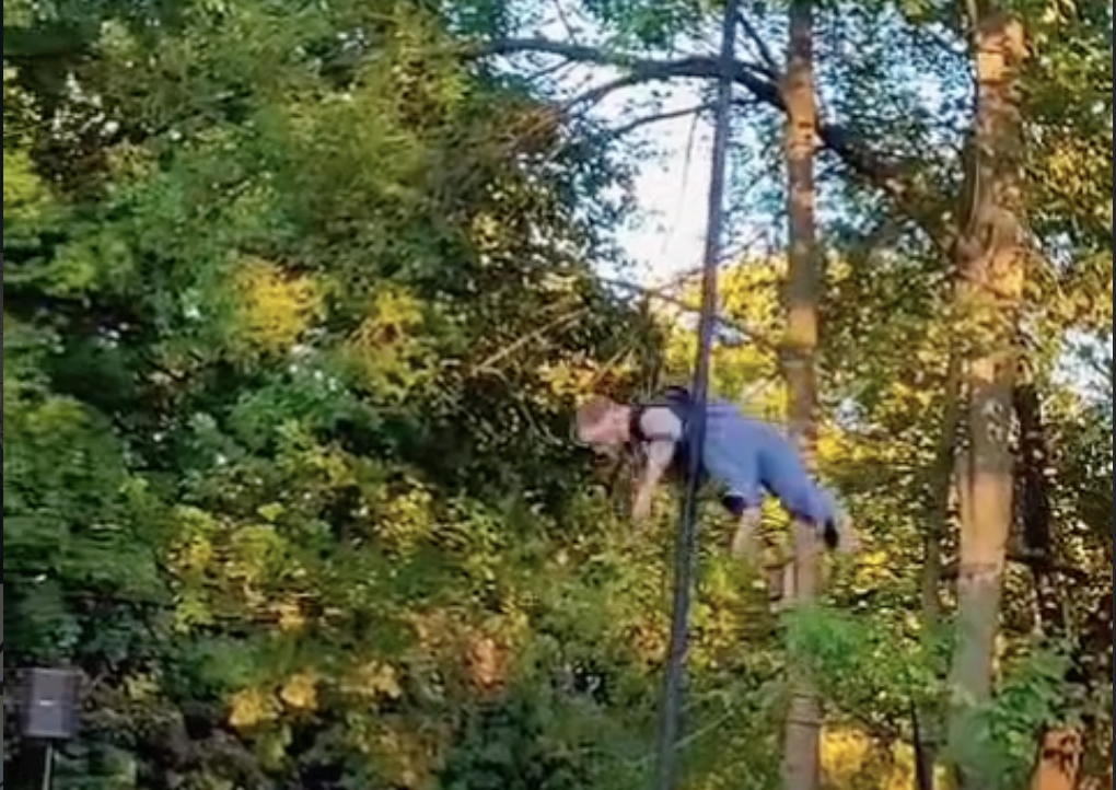 Zobacz rolkę na Instagramie