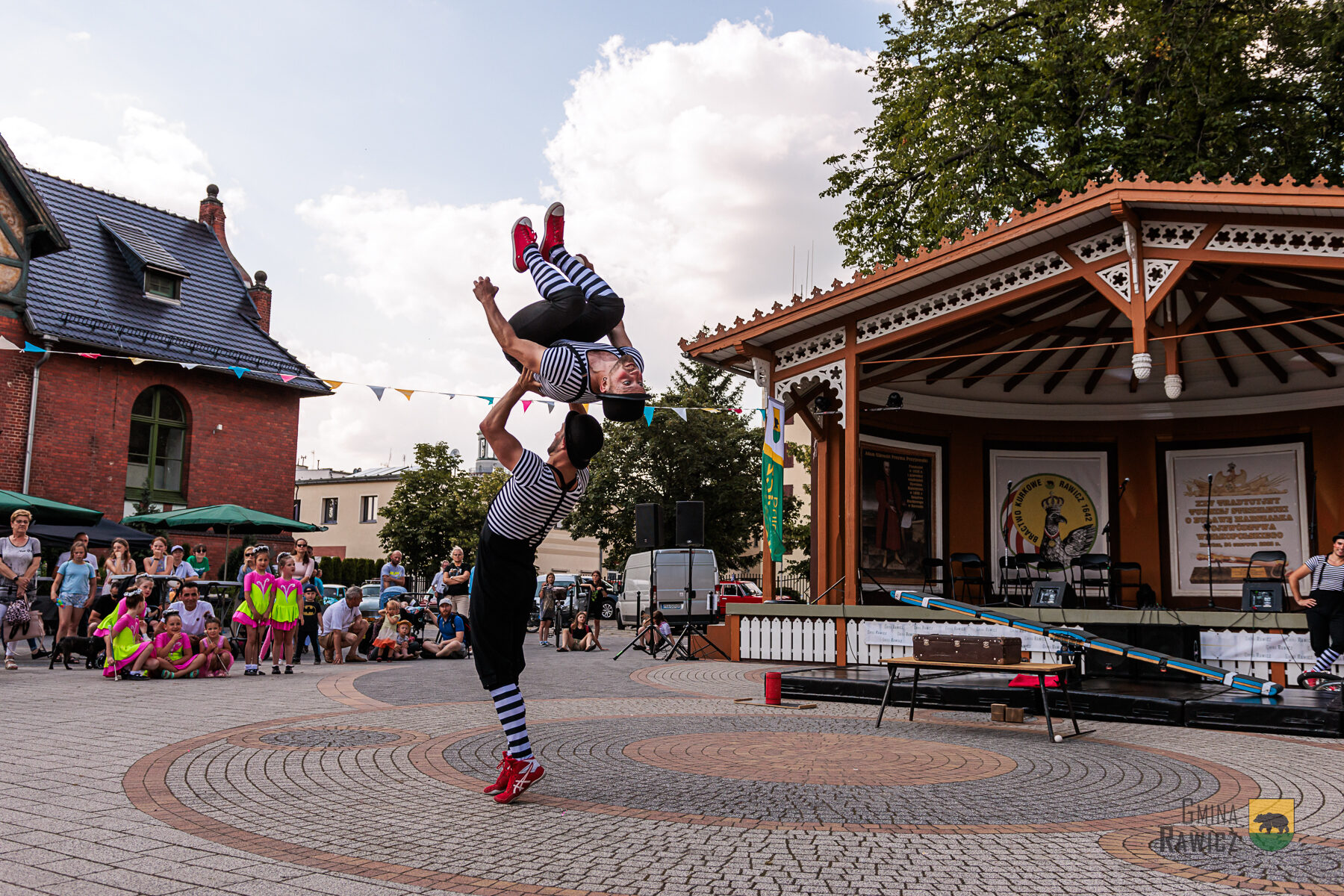 Cyrkowy Street Show