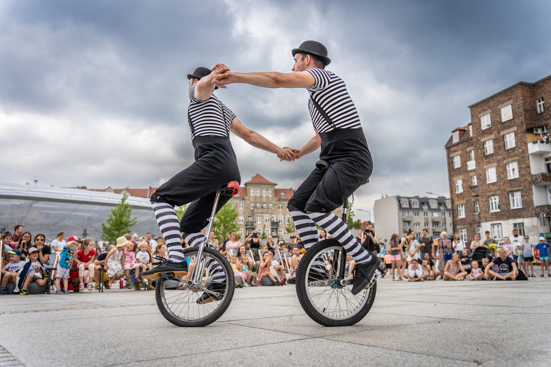 Cyrkowy Street Show